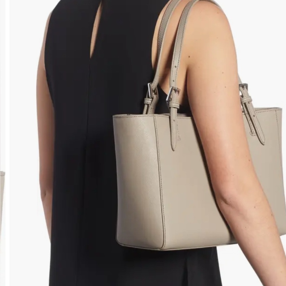 Tiro Bruch Women's Beige Leather Tote Bag -